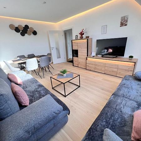 Modern Flat Vienna With Two Rooms Bagian luar foto
