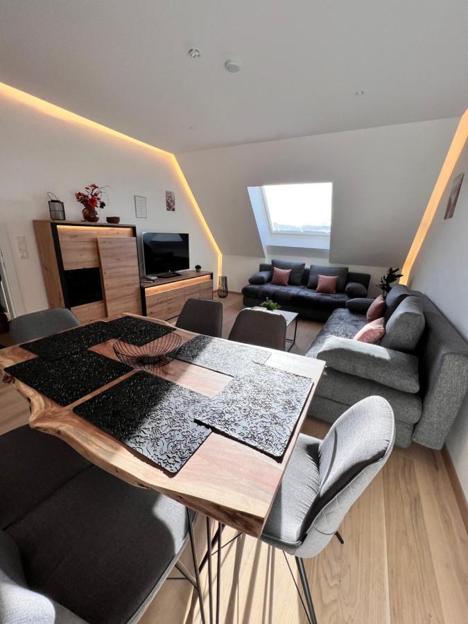 Modern Flat Vienna With Two Rooms Bagian luar foto