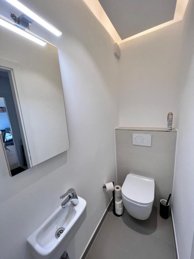 Modern Flat Vienna With Two Rooms Bagian luar foto