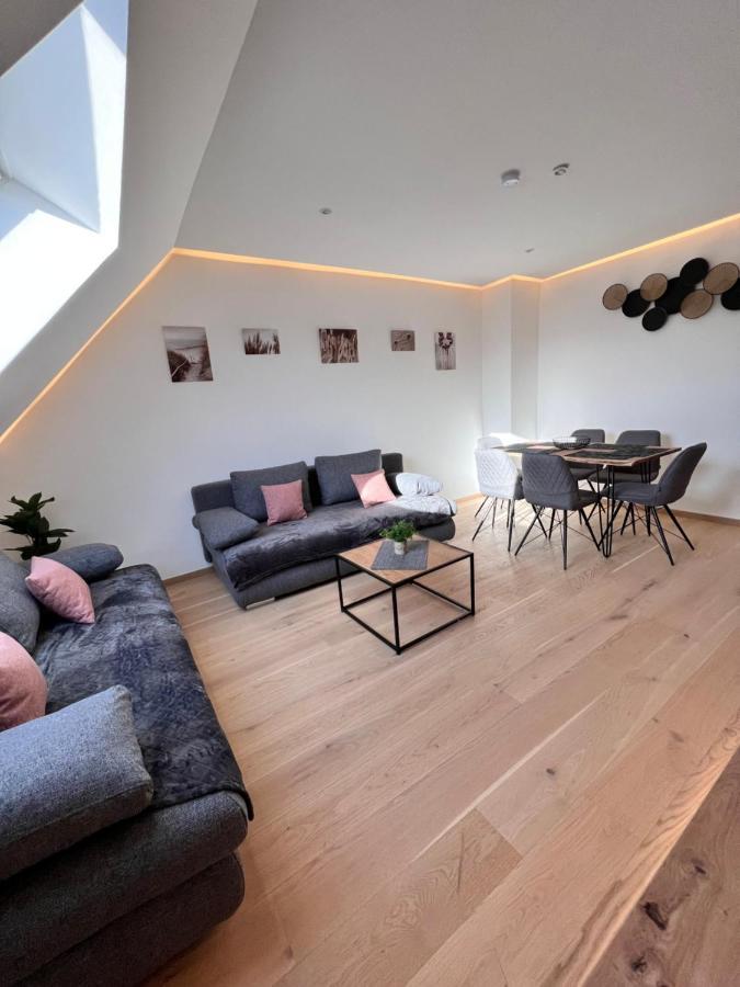 Modern Flat Vienna With Two Rooms Bagian luar foto