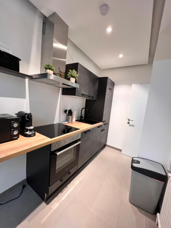 Modern Flat Vienna With Two Rooms Bagian luar foto
